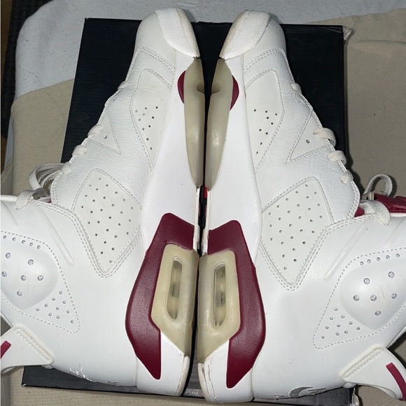 Nike air Jordan retro maroon 6’s - Picture 6 of 7